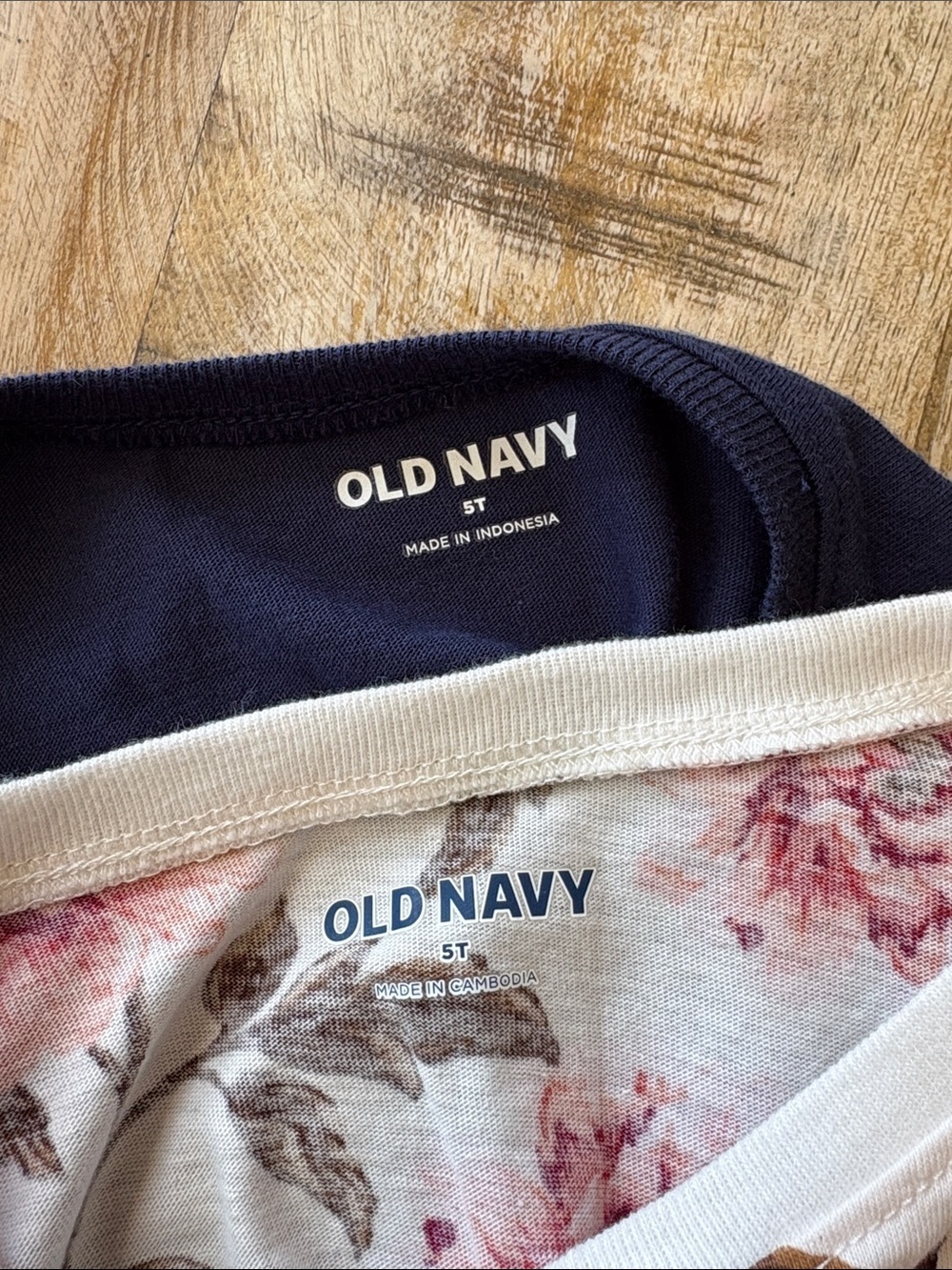 NWOT Old Navy Girls Dress Set 5t - Picture 2 of 8